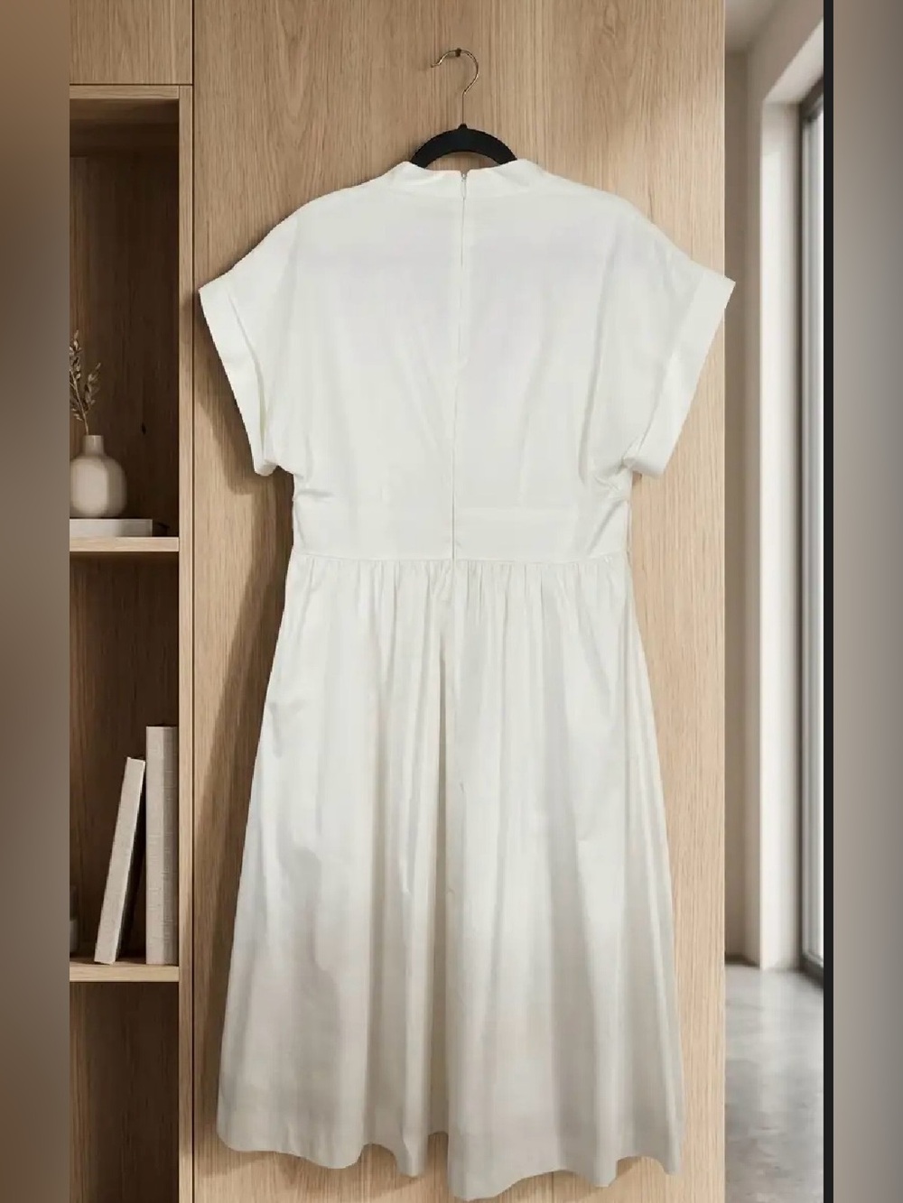ANTONIO MELANI White Empire- Waist V-Neck Midi Dress with Pockets. Size 12. - Picture 6 of 13